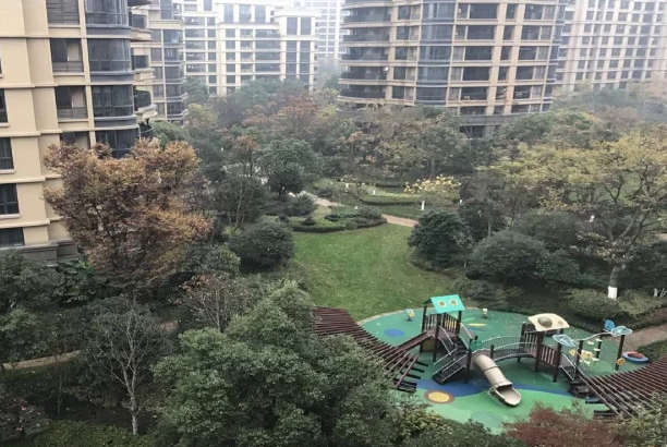 有约夜跑的吗？晚上想运动运动跑跑步，有没有一起的？